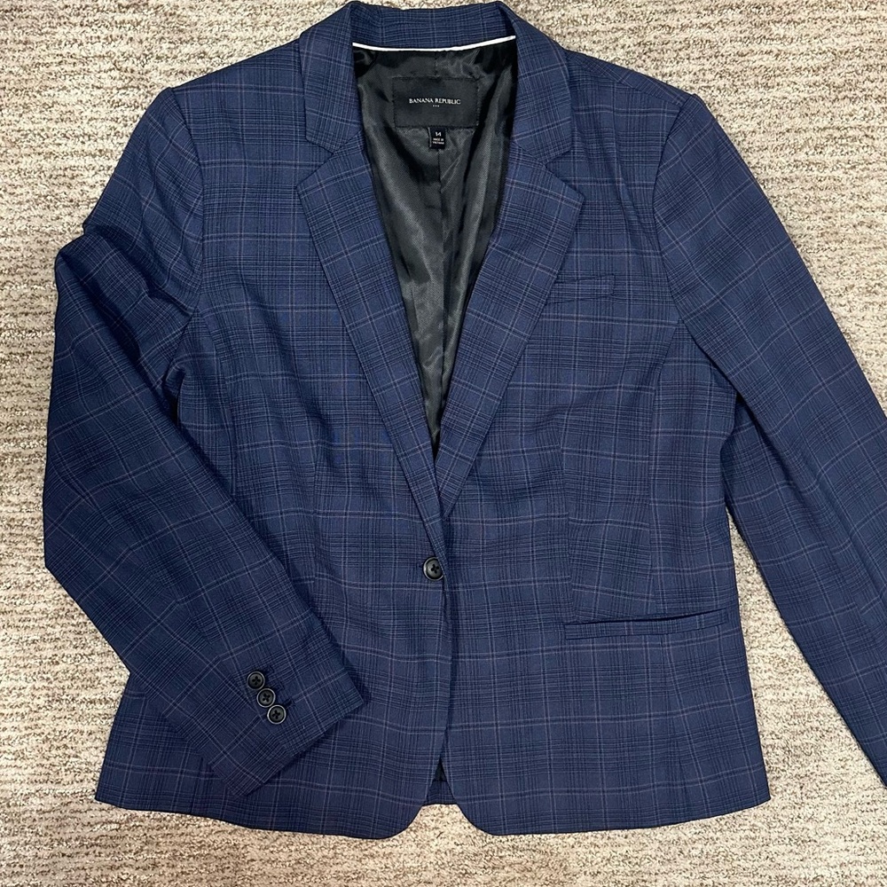 [Banana Republic] NWOT Navy plaid blazer, 14